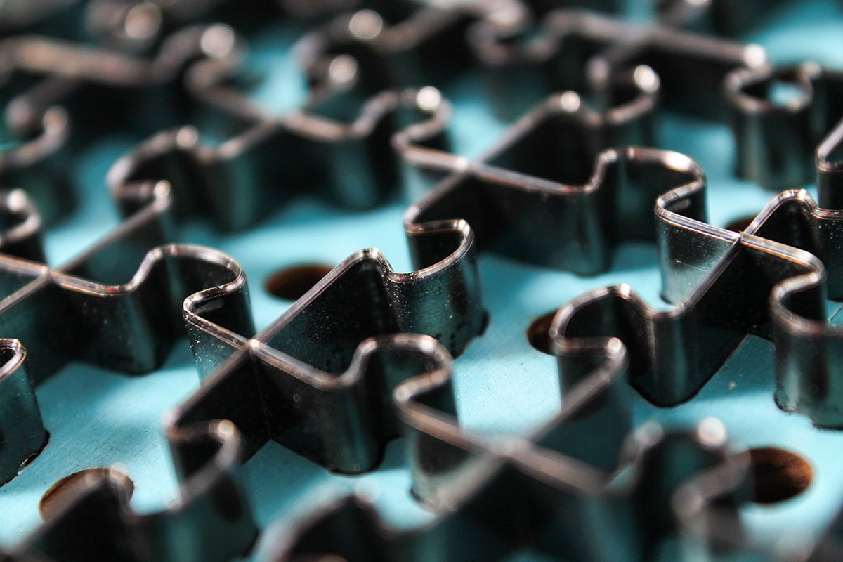 Corte de precisão das peças do puzzle